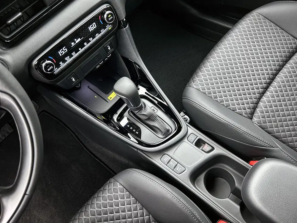 Toyota Yaris 1.5 Hybrid 130 Executive (bj 2025 uit 2025, foto 9