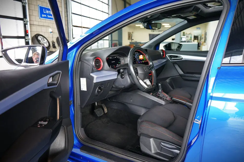 SEAT Ibiza 1.5 TSI Sport FR uit 2022, foto 4