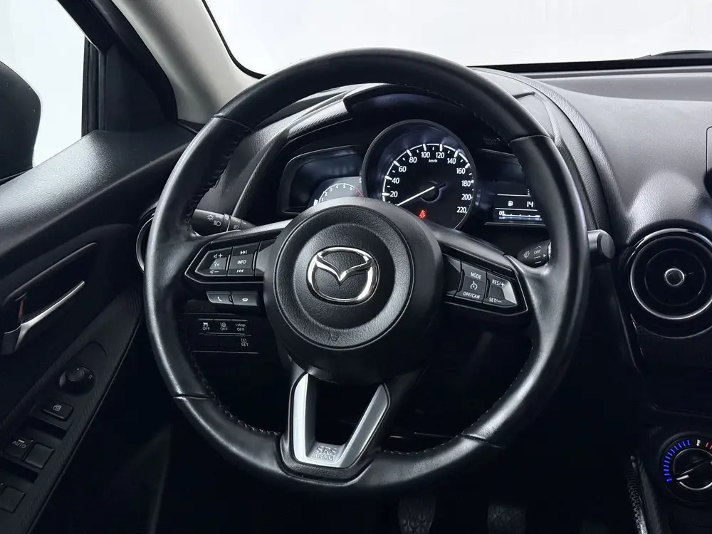 Mazda 2 1.5 Skyactiv-G Sport Selected | Navigatie | Camera | uit 2019, foto 6