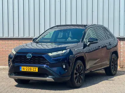 Toyota RAV 4 2.5 Hybrid Bi-Tone Facelift uit 2022