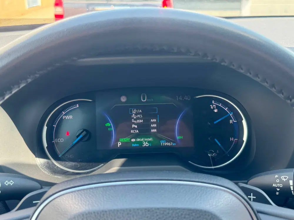 Toyota RAV 4 2.5 Hybrid Bi-Tone Facelift uit 2022, foto 18