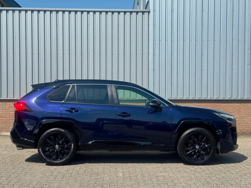 Toyota RAV 4 2.5 Hybrid Bi-Tone Facelift uit 2022, foto 9