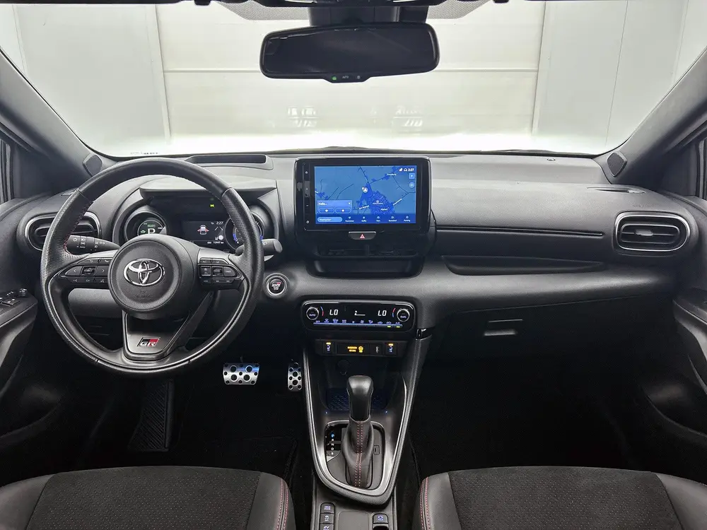 Toyota Yaris 1.5 Hybrid GR Sport uit 2024, foto 4