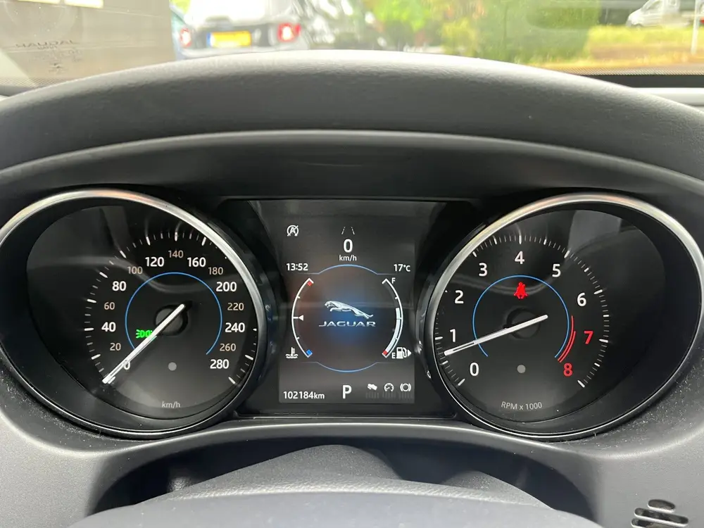 Jaguar XE 2.0t Pure Aut/Ecc/Leer/Navi (bj 2020, automaat) uit 2020, foto 9