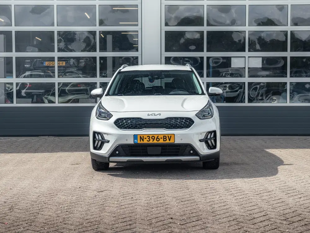 Kia Niro 1.6 GDi PHEV DynamicPlusLine l lederen bek uit 2021, foto 2