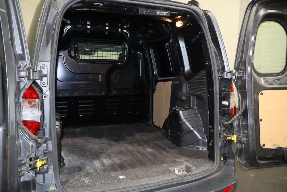 Ford Transit Courier 1.5 TDCI Limited Duratorq S&S uit 2020, foto 12
