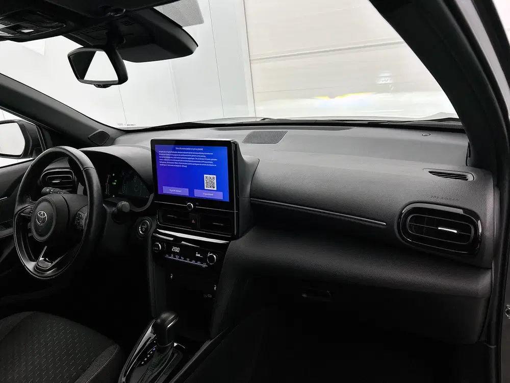 Toyota Yaris Cross 1.5 Hybrid 115 First Edition uit 2025, foto 6