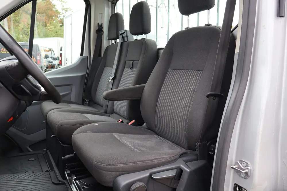 Ford Transit 350 2.0 TDCI L5H1 Open Laadbak Dubbel Luch uit 2019, foto 3