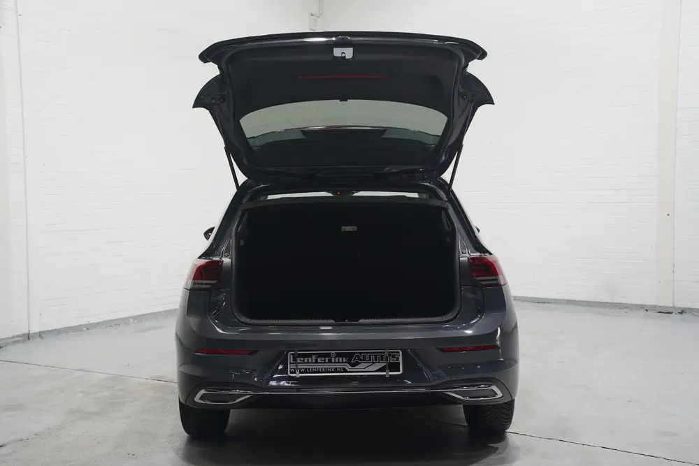 Volkswagen Golf 2.0 TDI Life Navi PDC v+a Stoel-/stuurverwar uit 2021, foto 11