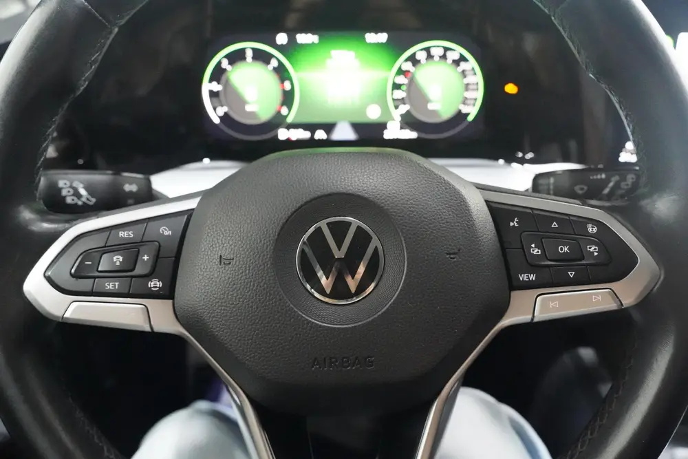 Volkswagen Golf 2.0 TDI Life Navi PDC v+a Stoel-/stuurverwar uit 2021, foto 16