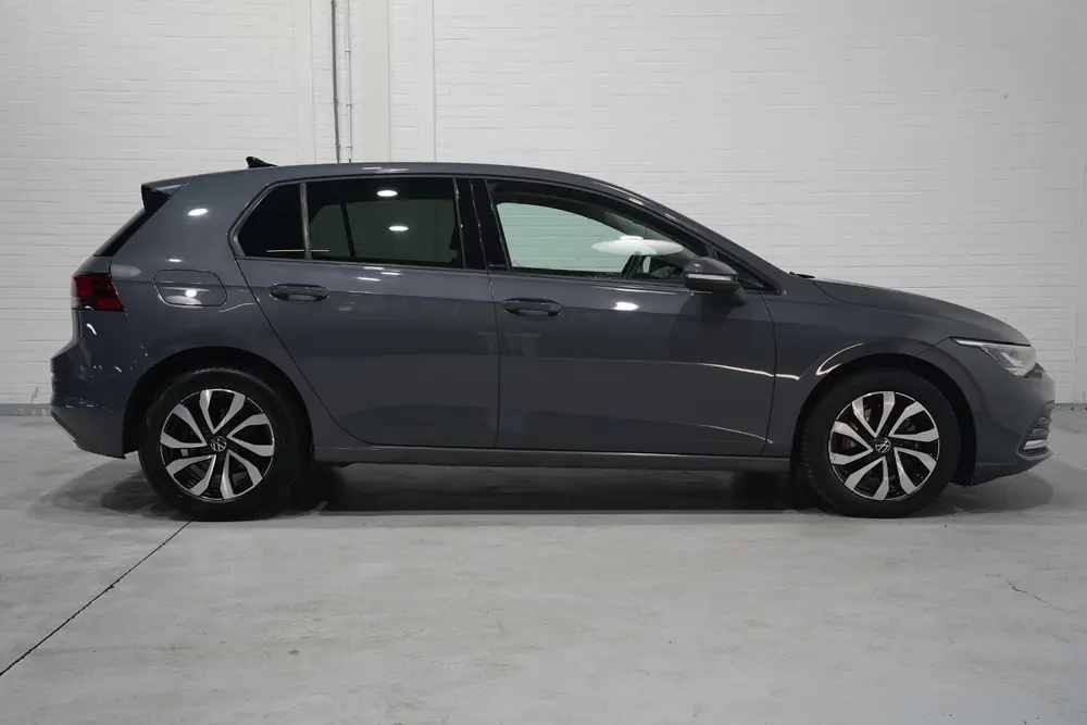 Volkswagen Golf 2.0 TDI Life Navi PDC v+a Stoel-/stuurverwar uit 2021, foto 5