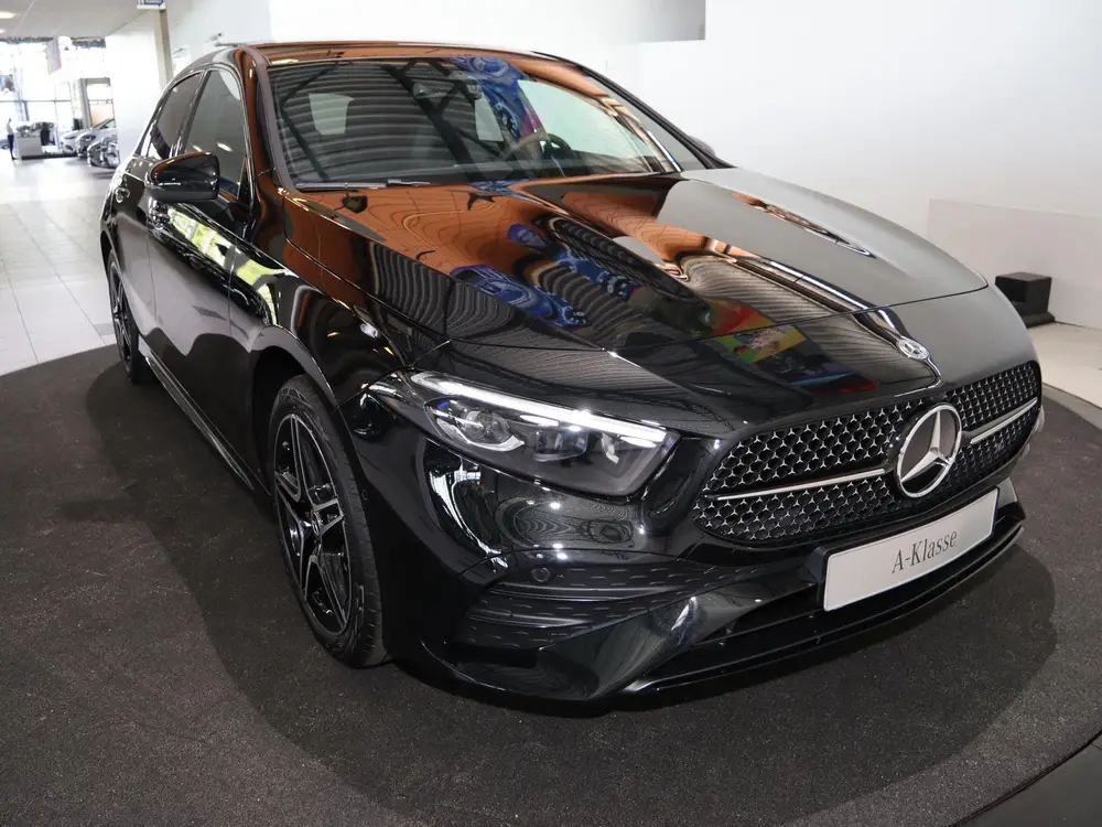Mercedes-Benz A-Klasse 250 e Business Solution AMG uit 2025, foto 7
