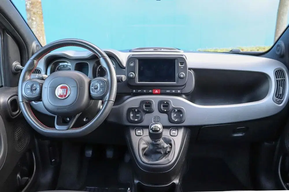 Fiat Panda 1.0 Hybrid Sport uit 2022, foto 13