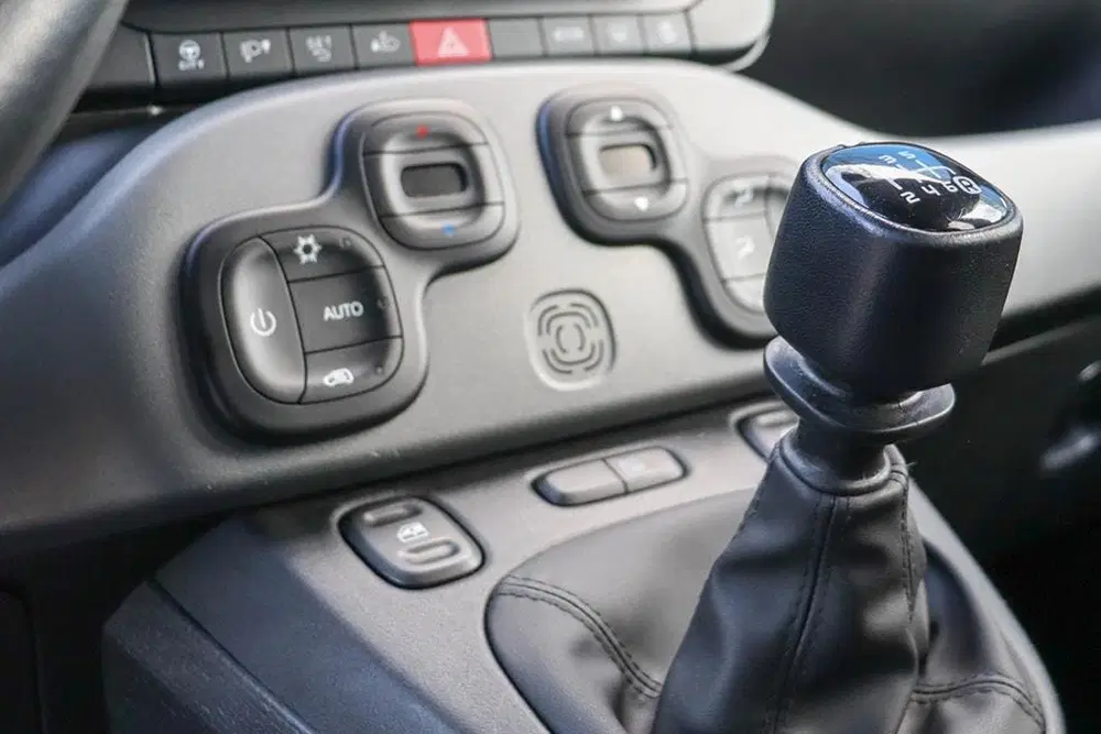 Fiat Panda 1.0 Hybrid Sport uit 2022, foto 17
