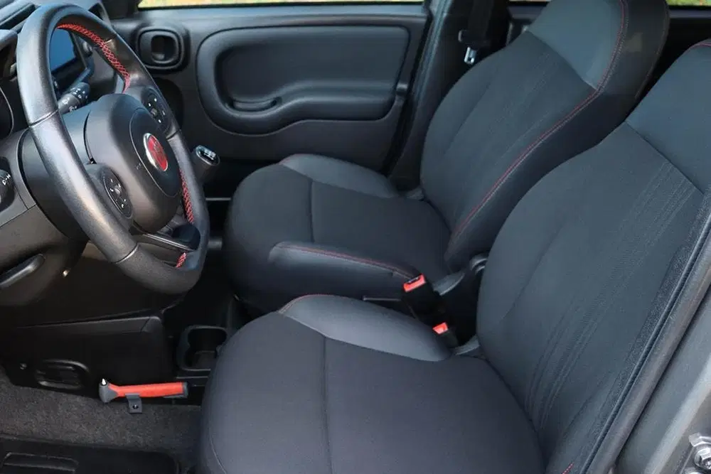 Fiat Panda 1.0 Hybrid Sport uit 2022, foto 20