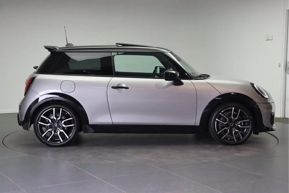 Mini Hatchback Cooper S Automaat uit 2026, foto 4