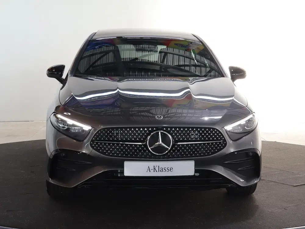 Mercedes-Benz A-Klasse 250 e Business Solution AMG uit 2025, foto 3