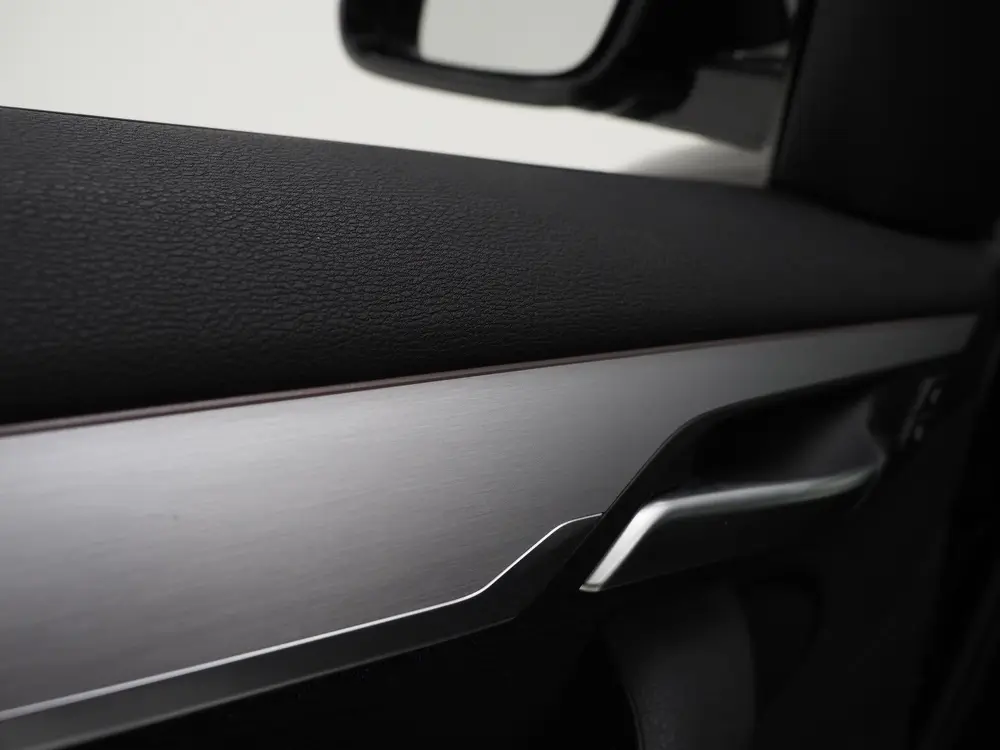 BMW X1 sDrive20i M Sport Full Black | HUD | Trekhaak | Sfeer uit 2019, foto 17