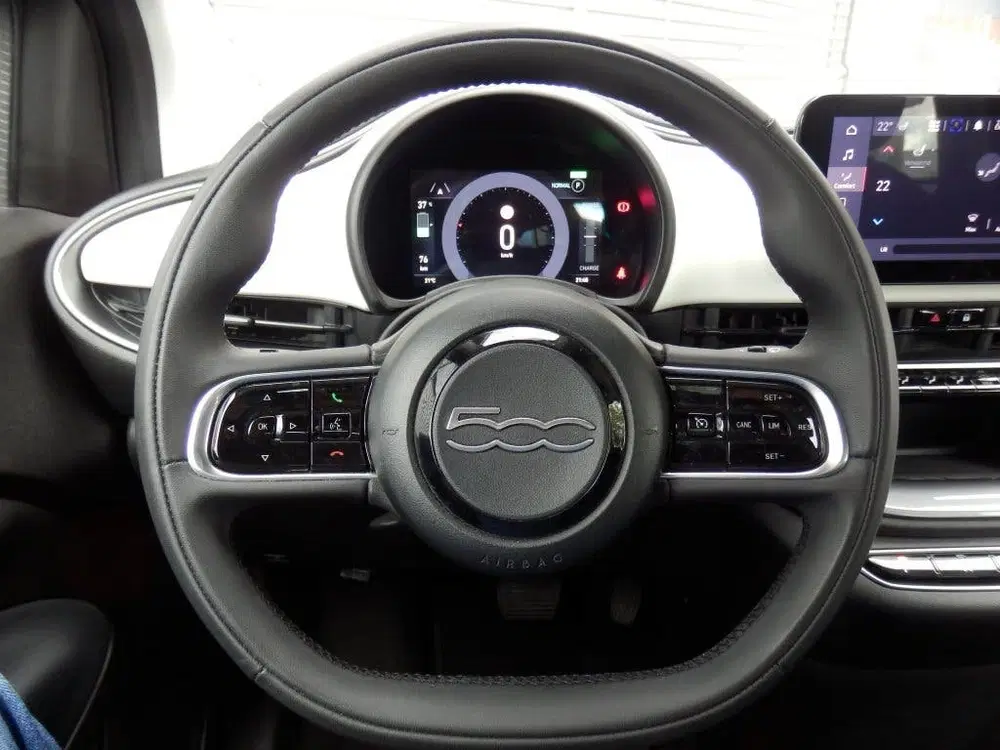 Fiat 500e Icon 42 kWh uit 2023, foto 13