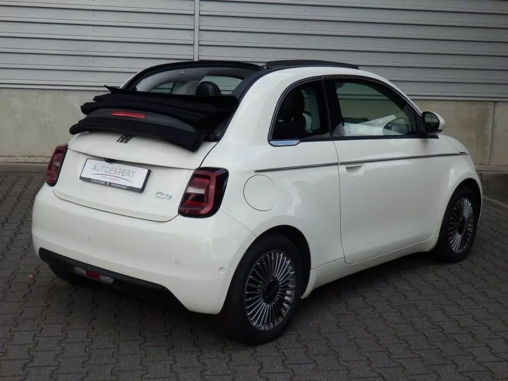 Fiat 500e Icon 42 kWh uit 2023, foto 4