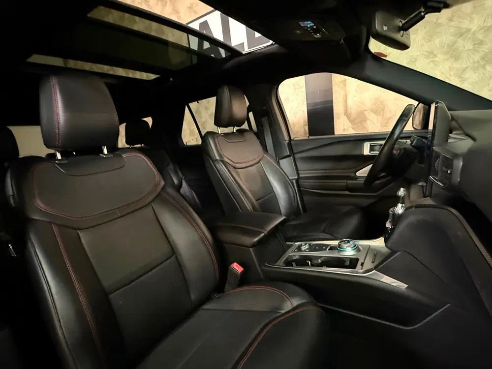 Ford Explorer 3.0 V6 EcoBoost PHEV ST-Line uit 2020, foto 12