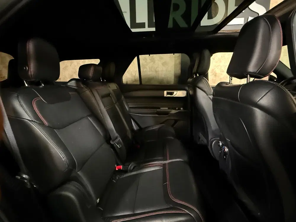 Ford Explorer 3.0 V6 EcoBoost PHEV ST-Line uit 2020, foto 13