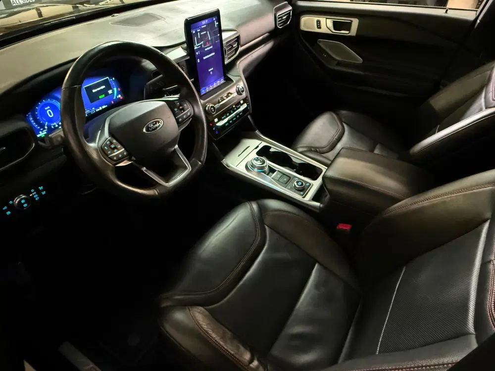 Ford Explorer 3.0 V6 EcoBoost PHEV ST-Line uit 2020, foto 18