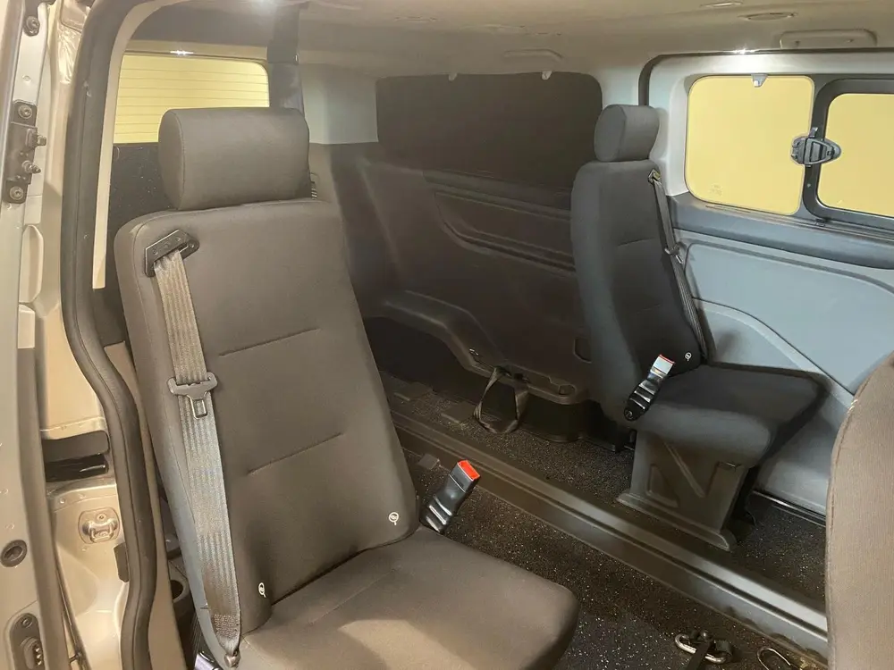 Ford Tourneo Custom L2H1 Rolstoelbus Automaat Bodemverlaging uit 2020, foto 3