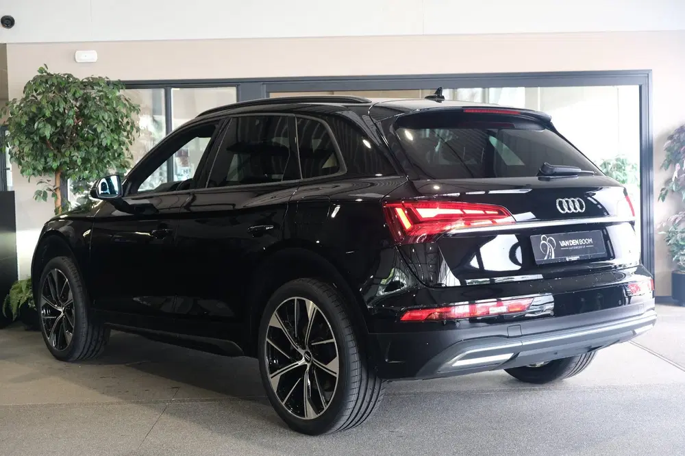 Audi Q5 50 TFSI e Quattro 299PK S-line Leder Navi uit 2023, foto 2