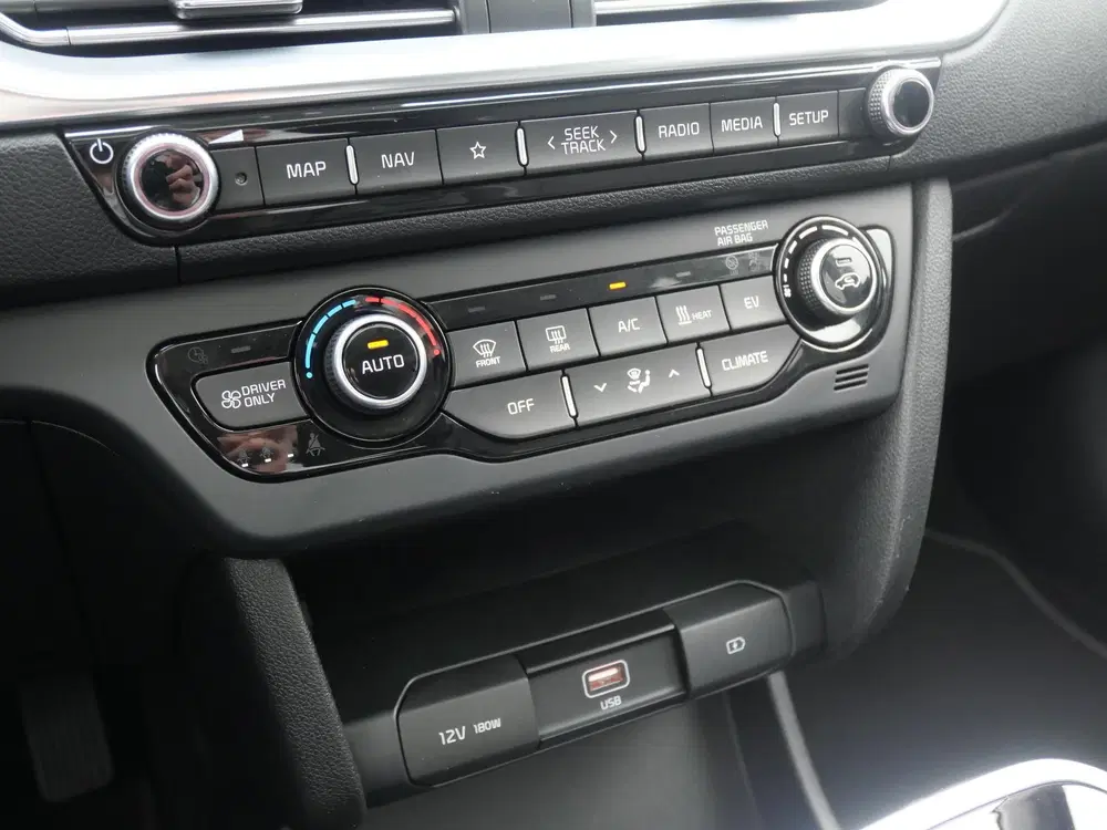 Kia Niro DynamicPlusLine 64 kWh uit 2021, foto 18