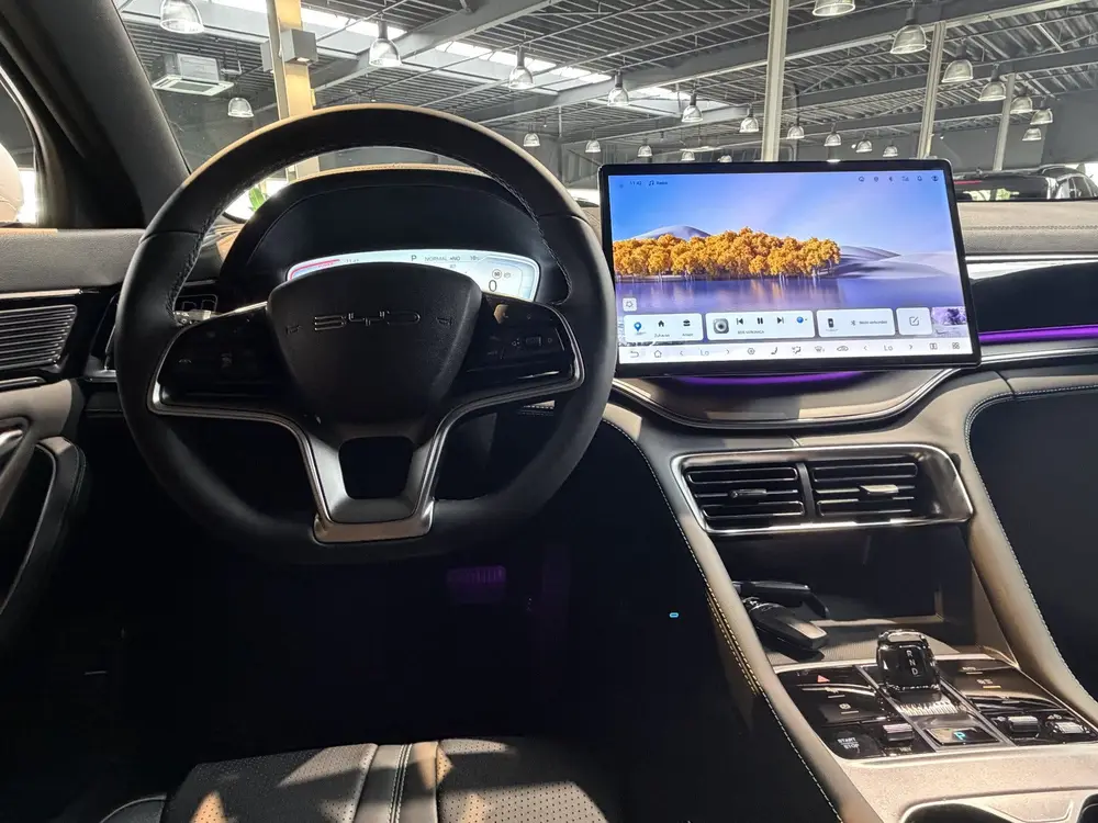 BYD Seal U BOOST PHEV uit 2026, foto 12