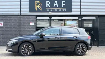 Volkswagen Golf 1.4 eHybrid StyleAutomaat,Carplay,Verw Stoel uit 2021