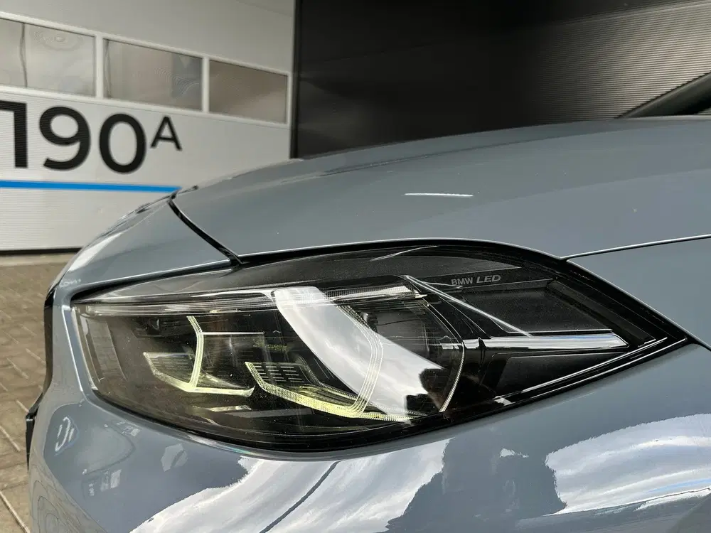 BMW 1-serie 118i uit 2021, foto 15