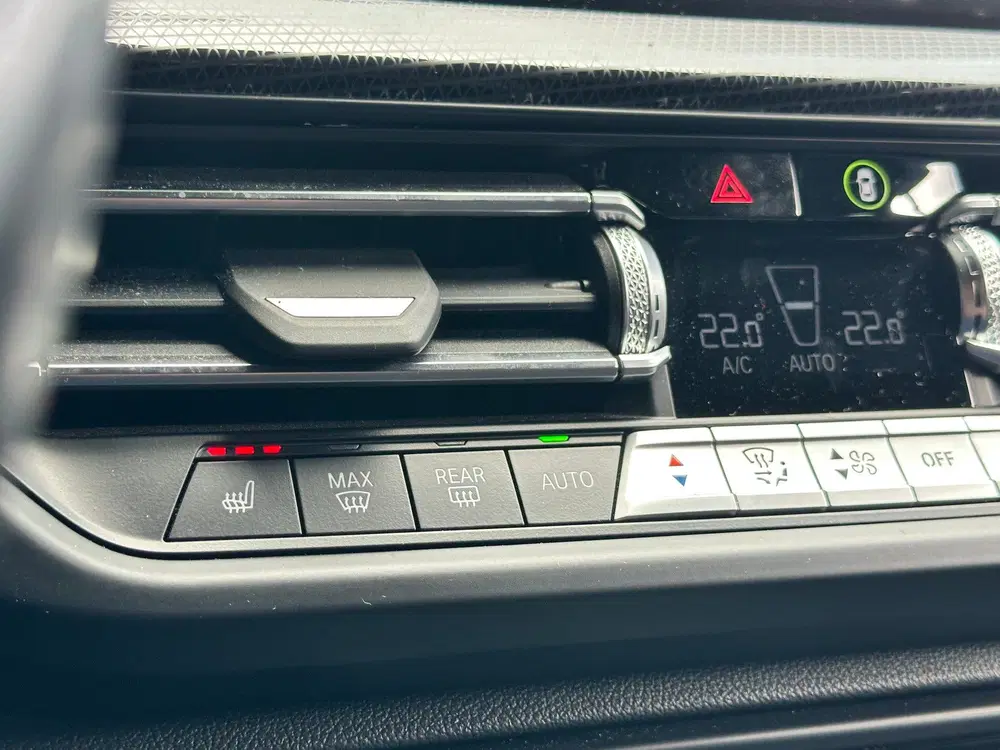 BMW 1-serie 118i uit 2021, foto 19