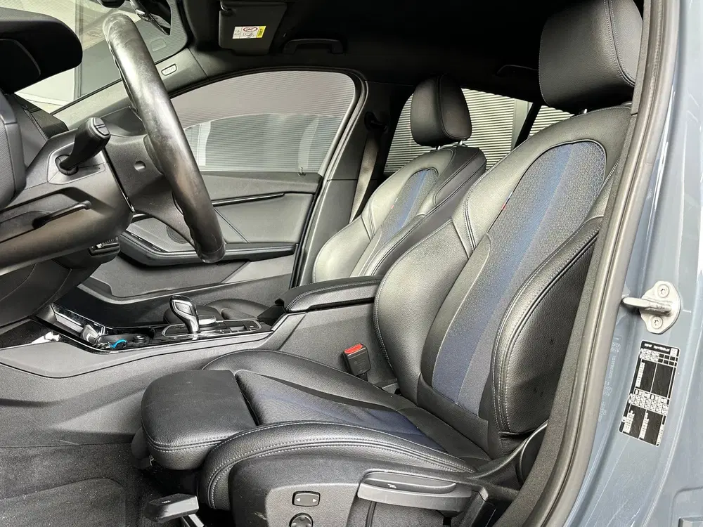 BMW 1-serie 118i uit 2021, foto 8