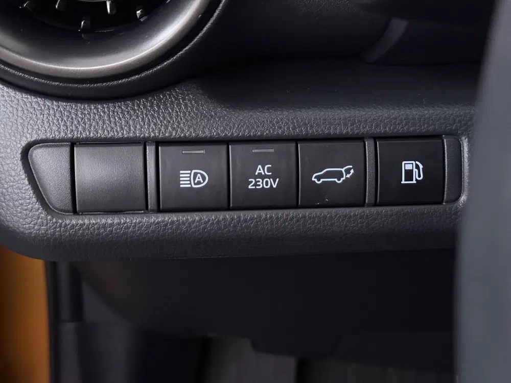 Toyota C-Hr 2.0 Plug-in Hybrid 220 Première Edition uit 2024, foto 13