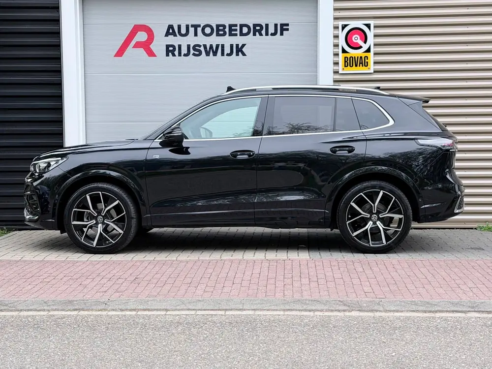 Volkswagen Tiguan 1.5 TSI 3x R-Line Pano/H&K/360/HuD uit 2024, foto 2