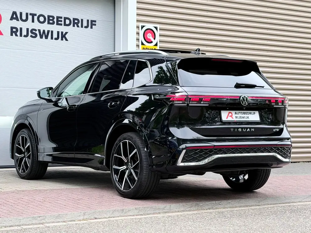 Volkswagen Tiguan 1.5 TSI 3x R-Line Pano/H&K/360/HuD uit 2024, foto 8