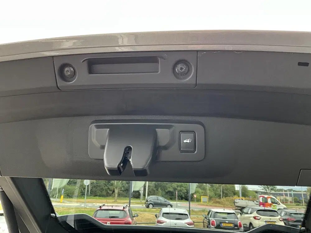 Renault Rafale 1.2 E-Tech 4x4 plug-in hybrid 300 esprit A uit 2025, foto 16
