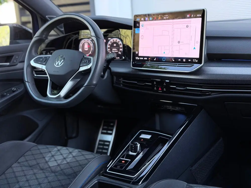 Volkswagen Golf 1.5 eTSI R-Line Edition Pano/H&K/HuD/360 uit 2025, foto 18