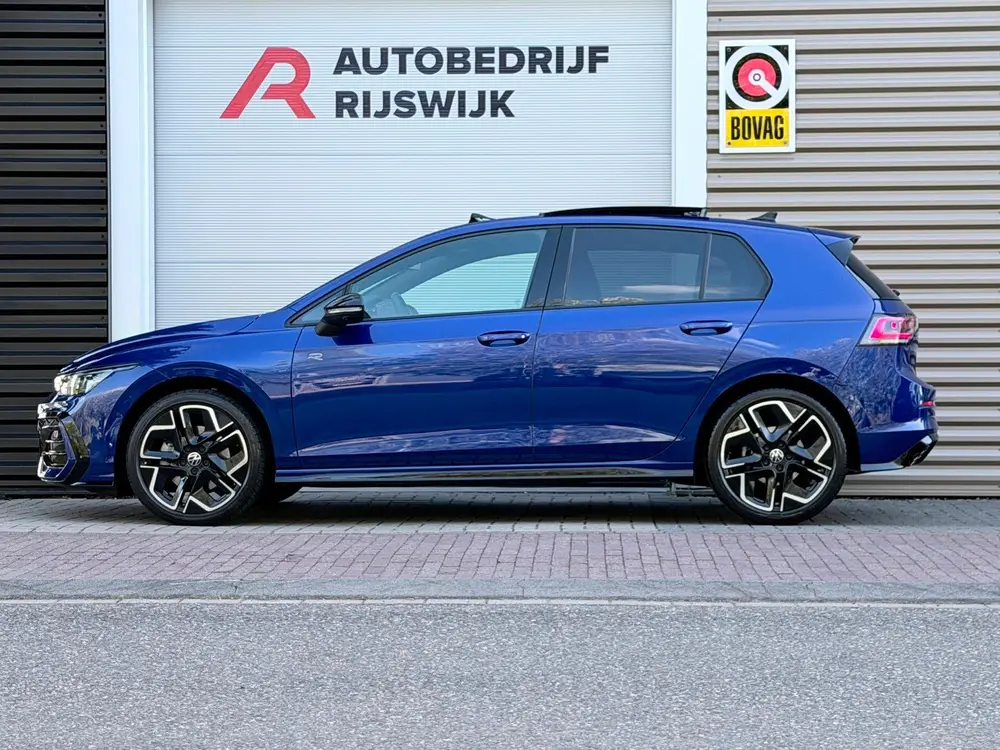 Volkswagen Golf 1.5 eTSI R-Line Edition Pano/H&K/HuD/360 uit 2025, foto 2
