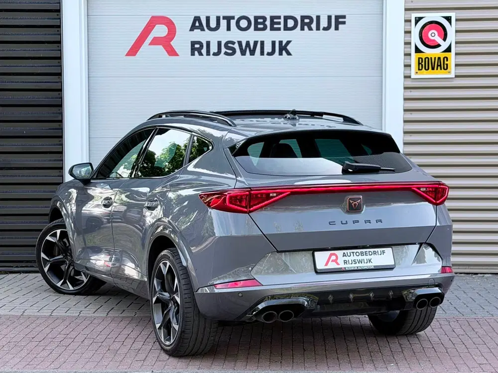 Cupra Formentor 2.0 TSI 4DRIVE Pano uit 2022, foto 3