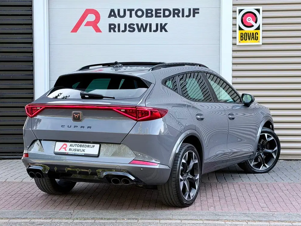 Cupra Formentor 2.0 TSI 4DRIVE Pano uit 2022, foto 4