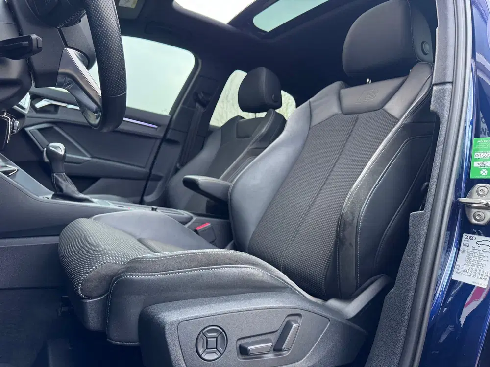 Audi Q3 45 TFSI e S Edition Pano uit 2022, foto 12
