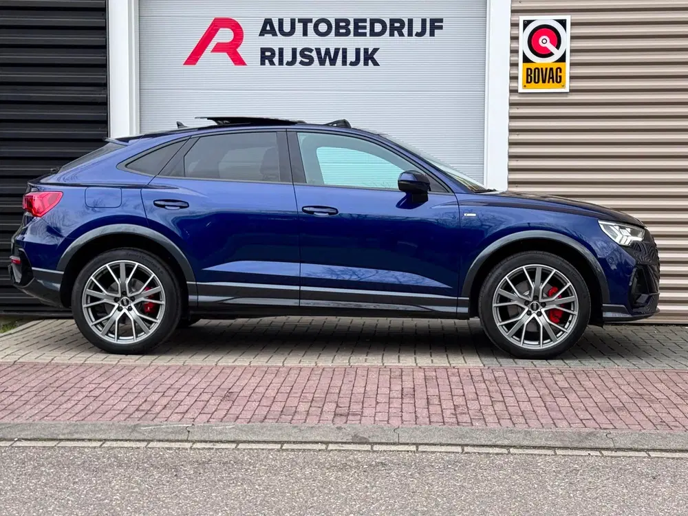 Audi Q3 45 TFSI e S Edition Pano uit 2022, foto 5