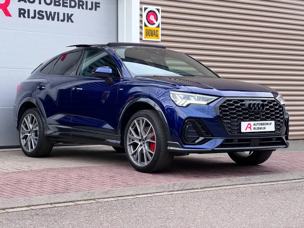 Audi Q3 45 TFSI e S Edition Pano uit 2022, foto 9