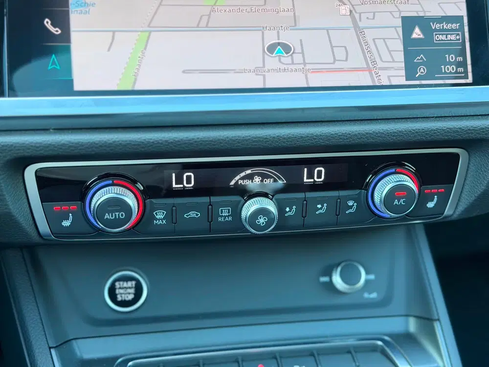 Audi Q3 45 TFSI e S Edition Pano uit 2022, foto 20