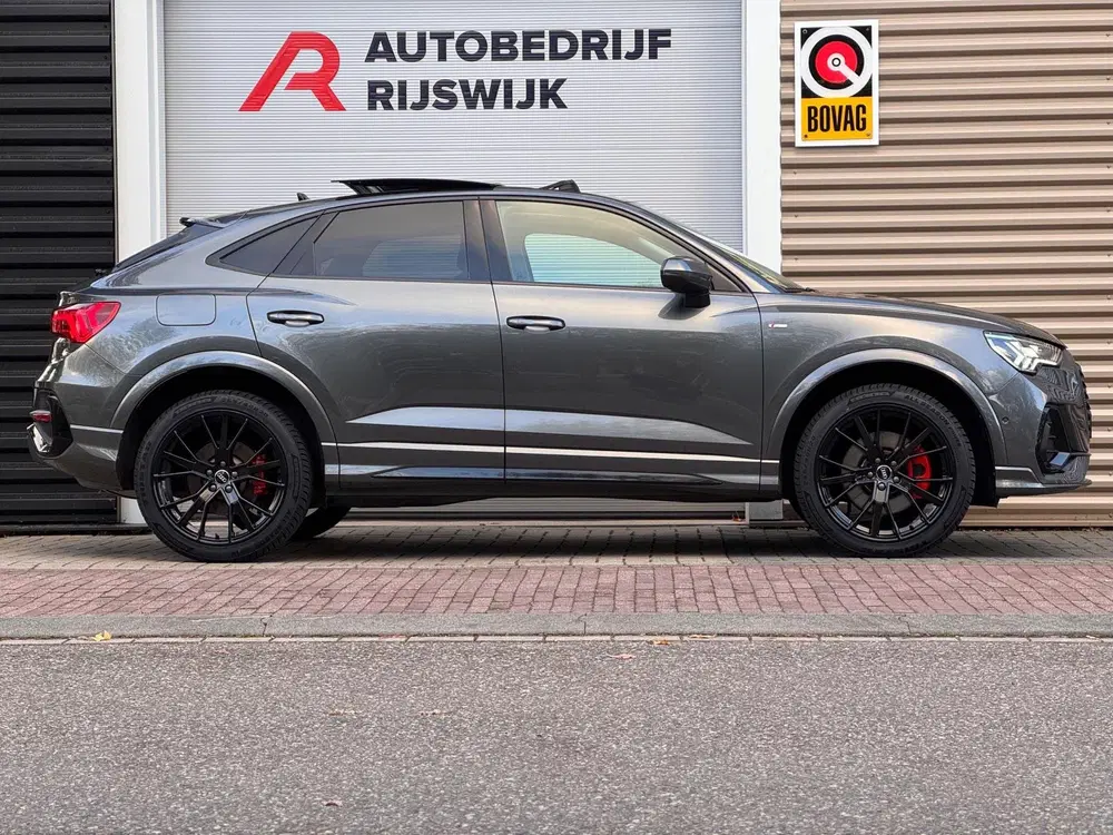 Audi Q3 45 TFSI e S Edition Pano uit 2022, foto 5