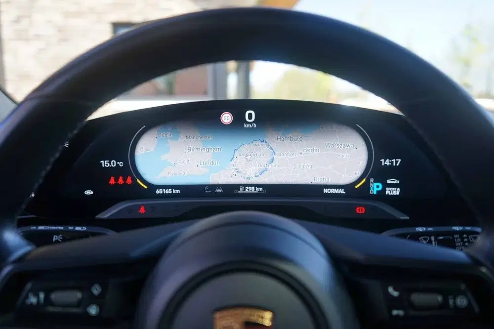 Porsche Taycan Performance Plus 93KWH uit 2023, foto 11