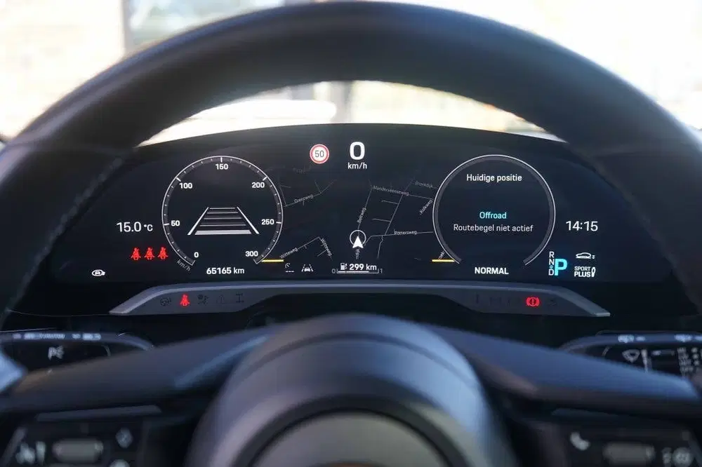Porsche Taycan Performance Plus 93KWH uit 2023, foto 12